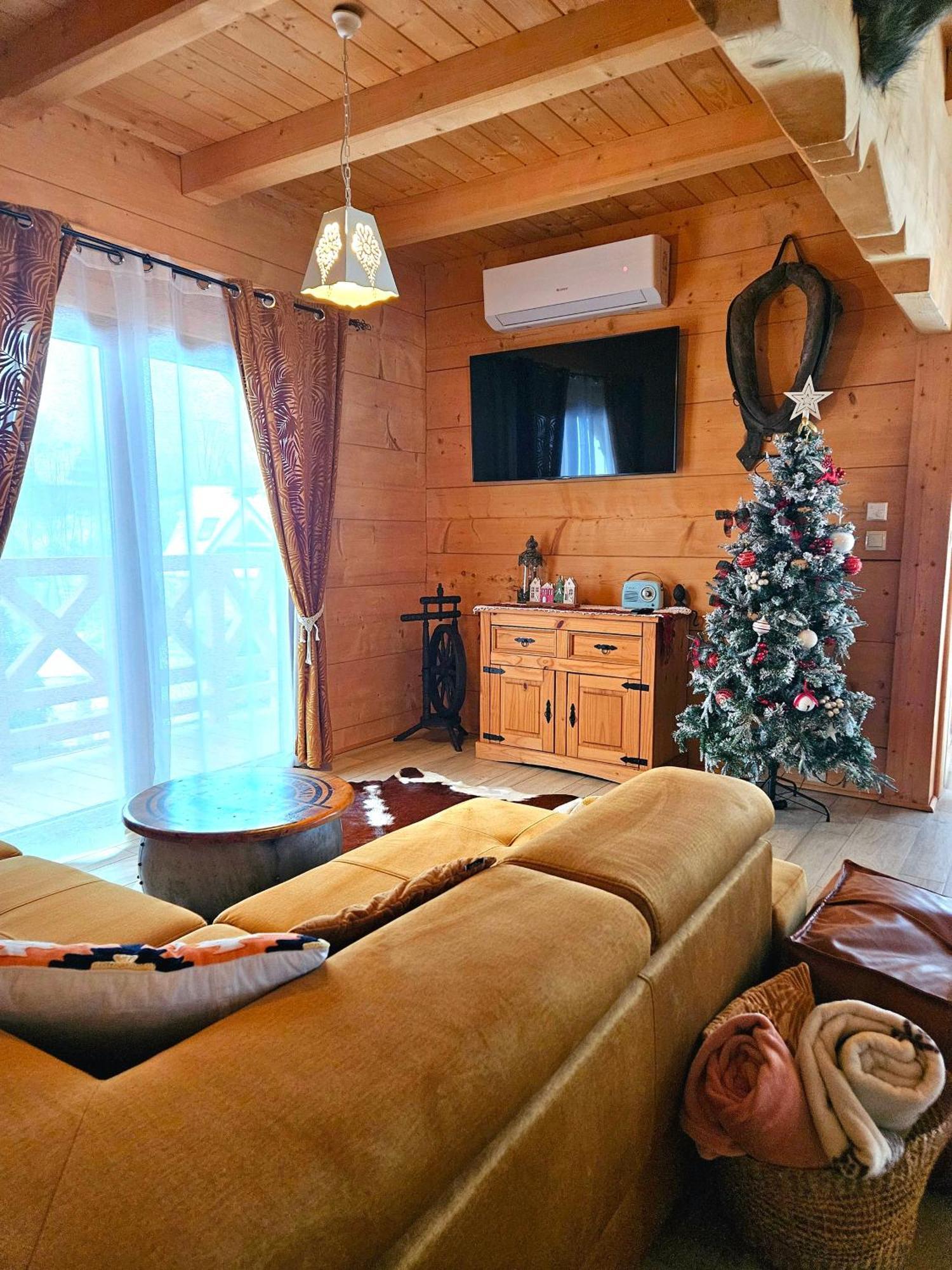 Goralska Chatka 2 Highland Cottage - Split Ac, Jacuzzi, Sauna, Private Parking, Mountains View, Garden, Zakopane Luaran gambar